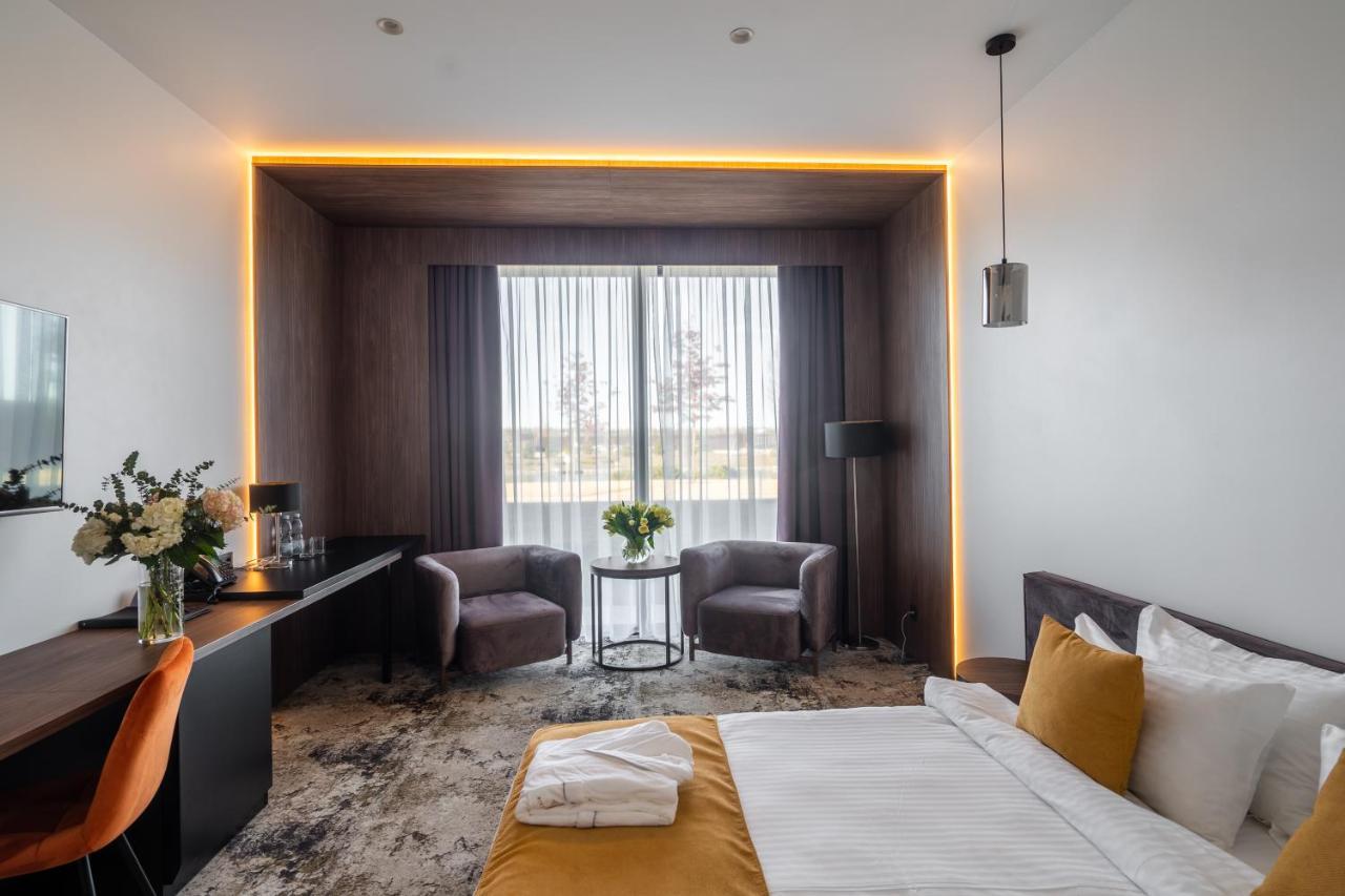 Riverwood Relax Park Moshny Bagian luar foto